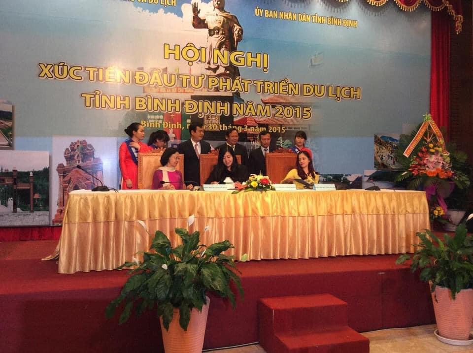 Lễ ký kết hợp tác giữa Hiệp hội Du Lịch Tp Hồ Chí Minh và Hiệp Hội Du lịch TP Hà Nội với Hopij Hội Du lịch Tỉnh Bình Định năm 2015